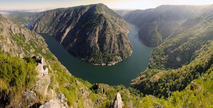 Ribeira Sacra & Ourense Day Tour with Catarmaran Cruise - Visiting San Pedro de Rocas: Oldest Rock-Carved Monastery