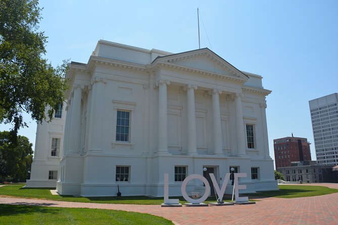 Richmond Capitol Grounds Walking Tour with Expert Historian - Honoring Native American Heritage in Richmond