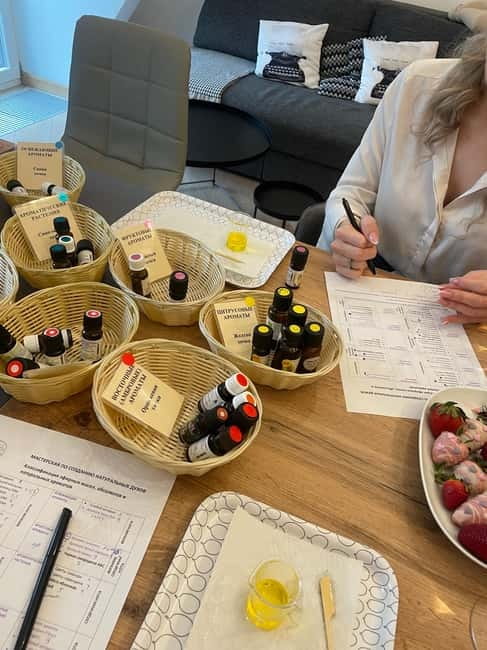 Riga Perfume Masterclass - Create Your Own Perfume! - The Guided Journey Through Fragrance History and Families