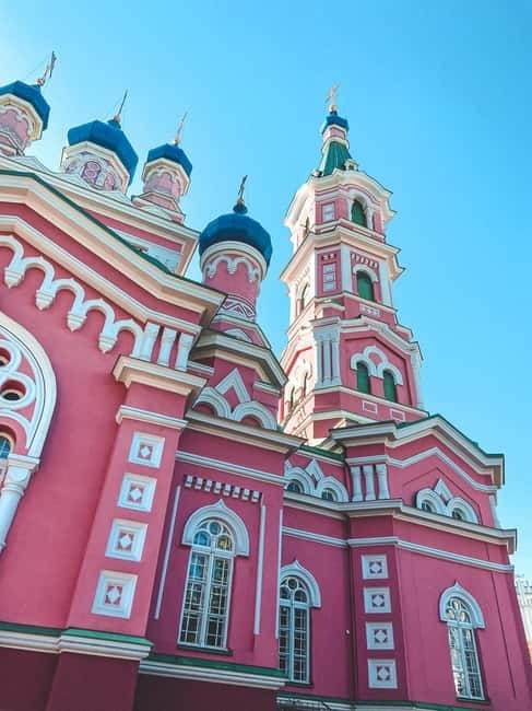 Riga tour for photographers - Exploring Rigas Photogenic Riverbanks and Hidden Corners