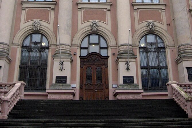 Riga's Architecture: A self-guided audio tour of the city's art nouveau history - Key Features of Art Nouveau Architecture in Riga