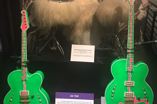 Rock and Roll Hall of Fame Admission in Cleveland - The Museum Location and Visiting Hours