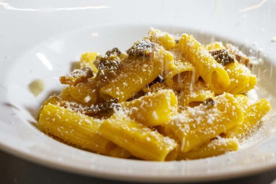 Roman Dinner Experience, A Journey Through Traditions - Visiting the Historic Location Near Castel SantAngelo