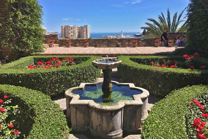 Roman Theatre and Alcazaba of Málaga Tour - Discovering Arabic Gardens and the Royal Palace