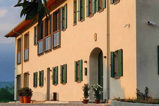 Romantic Evening Tasting with the Best Prosecco - The Experience of the Winery and Its Stories