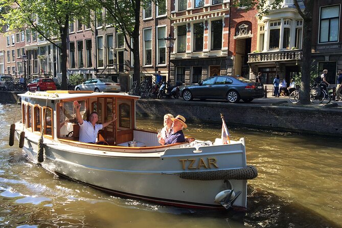 Romantic Private Boat Tour Amsterdam 90min incl welcome drink - The Route: From the Lighted Skinny Bridge to Amstel River
