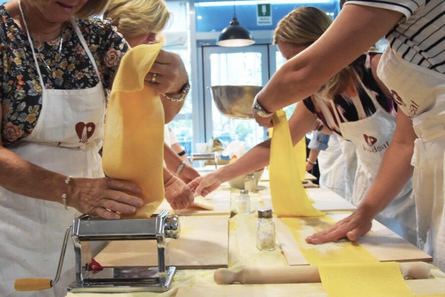 Rome: 1 Hour Pasta Making Class - The Delicious Welcome: Aperitivo and Crispy Snacks