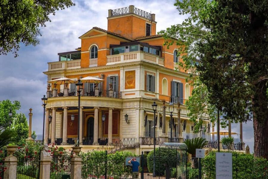 Rome: Borghese Gallery Guided Tour with Entrance Ticket - The Tour Starts at the Entrance of Galleria Borghese