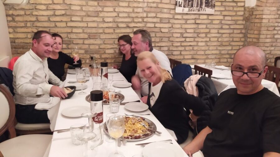 Rome: Dinner Experience in the Jewish Roman Ghetto - The Unique Atmosphere Inside a 1400 Building in the Ghetto