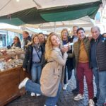 Rome Food Tasting Tour in Trastevere - Walking Through Trastevere’s Vibrant Streets