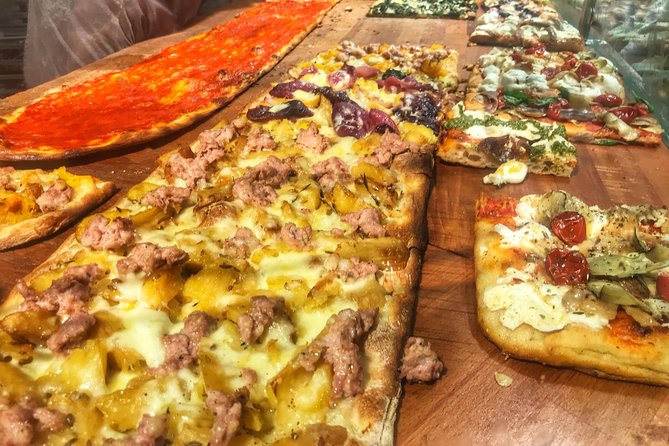 Rome Food Tour with Farmers Market Visit and Wine Tasting with Rich Lunch - Visiting the Pantheon and Piazza Navona