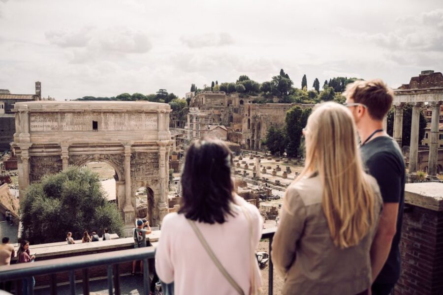 Rome: Guided Colosseum Arena & Forum Experience - Meeting Point and Tour Duration in Rome’s Heart