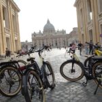 Rome in One Day Private ebike Tour with Lunch - Midday Italian Lunch at an Elegant Restaurant