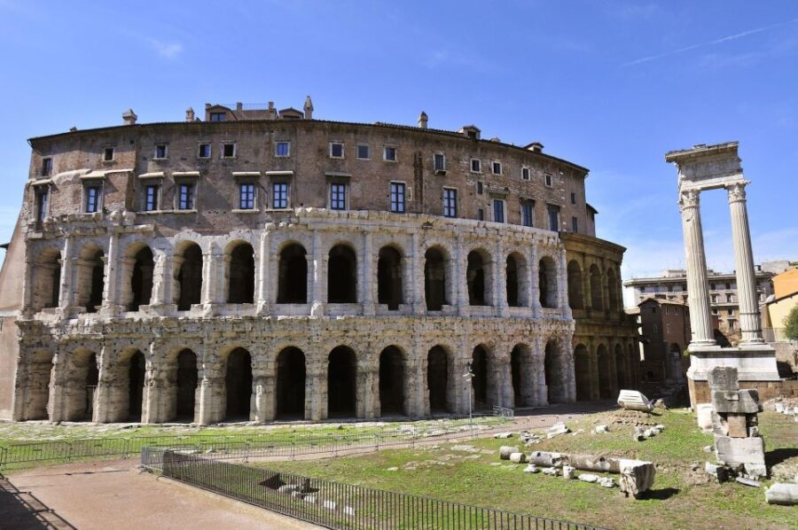Rome: Incredible Adventure in the Heart of the City - Visiting the Baths of Trajan and the Basilica of Maxentius