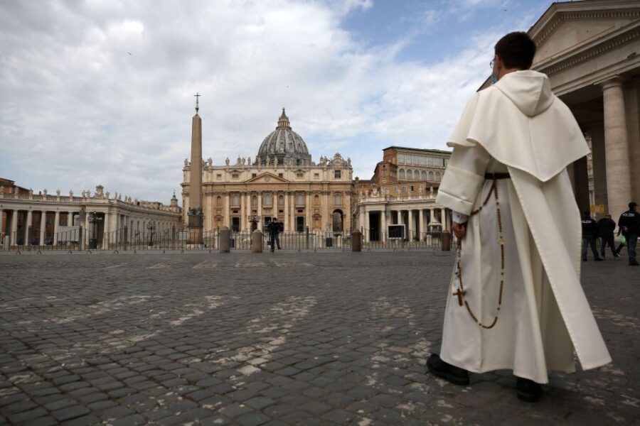 Rome: Private 3-Hour Tour by Chauffeur-Driven Vehicle - Exploring the Most Photogenic Spots in the City
