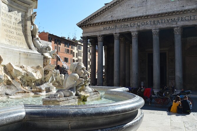 Rome Private Walking Tour: Spanish Steps, Pantheon, Trevi, Navona - Visiting the Fontana di Trevi: The City’s Most Famous Fountain