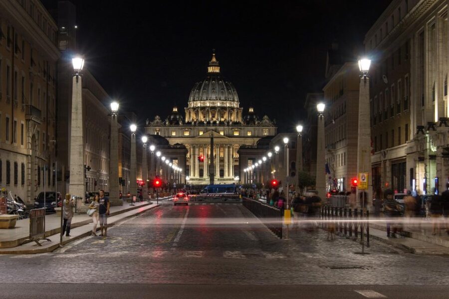 Rome: St Peters Basilica Catholic Pilgrim Tour - Key Points