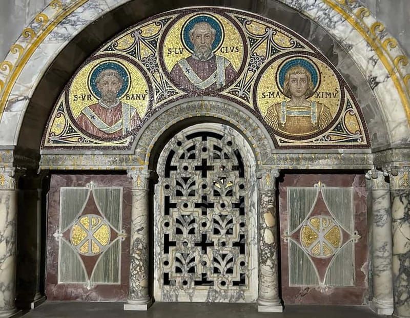 Rome: Trastevere Religious Life Walking Tour - Starting Point at the Knights of Malta Keyhole in Rome