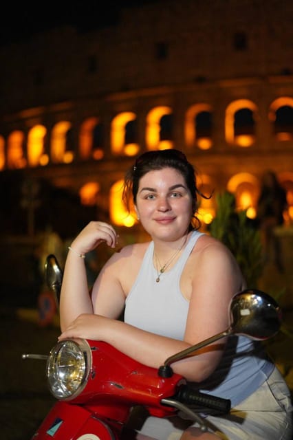 Rome: Vespa Tour & Professional Photoshoot - Exploring Romes Iconic Landmarks from a Vespa