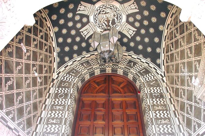 Rome: Villa Torlonia and Coppedé Liberty Private Tour - The Enchanting Casina delle Civette: Art Nouveau Masterpiece