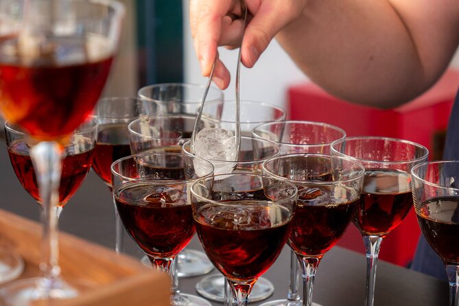 Rome's Tipsy Tour & Bar Hop - Passing the Unification Monuments