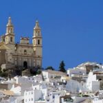 Ronda and White Villages Guided Day Tour from Seville - Exploring Ronda’s Historic Old Town