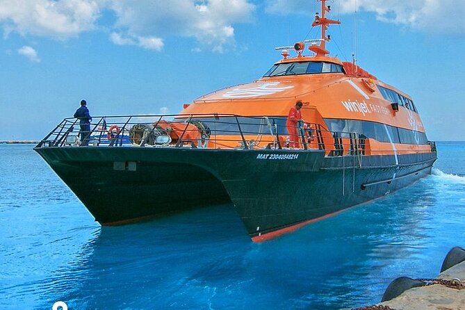 Round Trip bus and ferry ride from Cancun to Cozumel - From Cancun to Playa del Carmen: The Ferry Ride