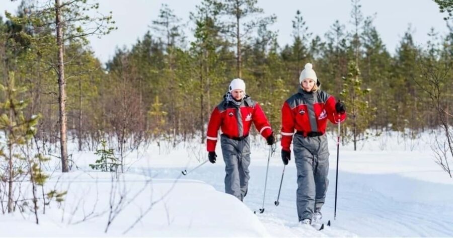 Rovaniemi: Cross-Country Skiing Adventure with Guide - Starting Point Near Santa Claus Village for Easy Access