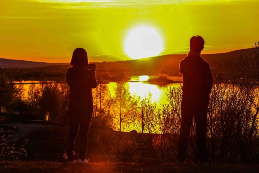 Rovaniemi: Midnight Sun Photography Tour - Visiting Scenic Locations with Panoramic Views