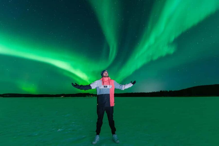 Rovaniemi: Northern Lights Hunting with Photo & Video - Scenic Stopovers and Arctic Landscape Viewing