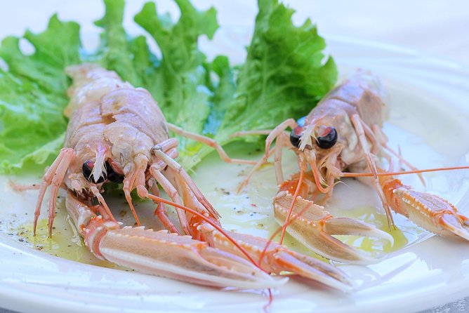 Rovinj Walking Food Tour - Unique Stops: From the Old Town to the Waterfront