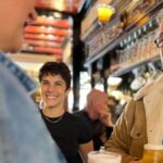 Royal Historic Pubs Walking Guided Tour in London - The Start Point at Piccadilly Circus and the Meeting Experience