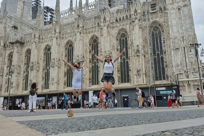 Royal Milan: Self-Guided Story Puzzle Adventure - Final Stops at the Equestrian Statue and Galleria Vittorio Emanuele II