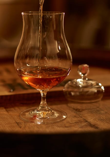 Rüdesheim: Guided tour of the Asbach Visitor Center & tasting - Discovering the Secret of Asbach Brandy Production