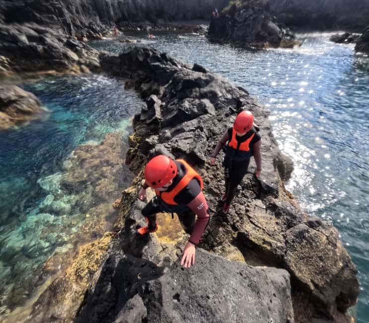 S.Miguel Coasteering Azores - Caloura - Starting Point: Porto de Pescas da Caloura