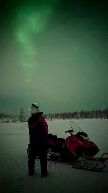 Saariselkä: Aurora Snowmobile Tour - Snowmobile Ride Through the Arctic Wilderness