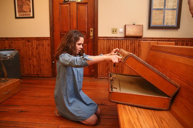 Sabotage: 1944 - Starting Point and Location Details