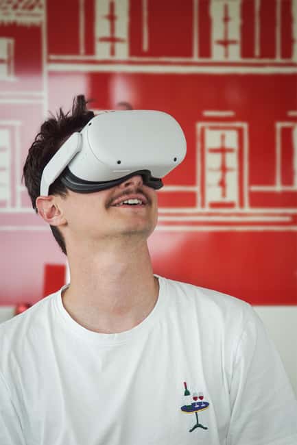 Saint-Émilion: vineyard tour, tasting & VR harvest immersion - Starting Point at Château Palais Cardinal