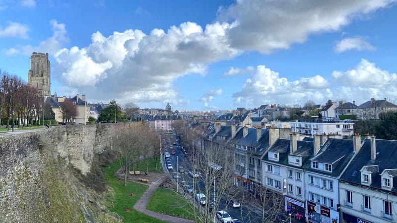 Saint-Lô: Visit the Capital of Ruins and its Reconstruction - Exploring Saint-Lô’s Wartime Ruins and Landmarks