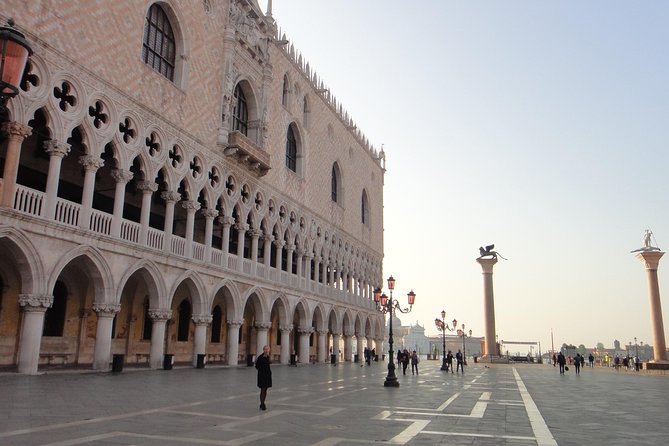 Saint Marks Basilica, Doge's Palace and Gondola tour in Venice - The Bridge of Sighs and Venetian Symbols
