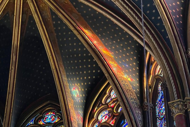 Sainte Chapelle and Conciergerie 1.5-Hour Private Guided Tour - Logistics: Meeting Point and Private Experience