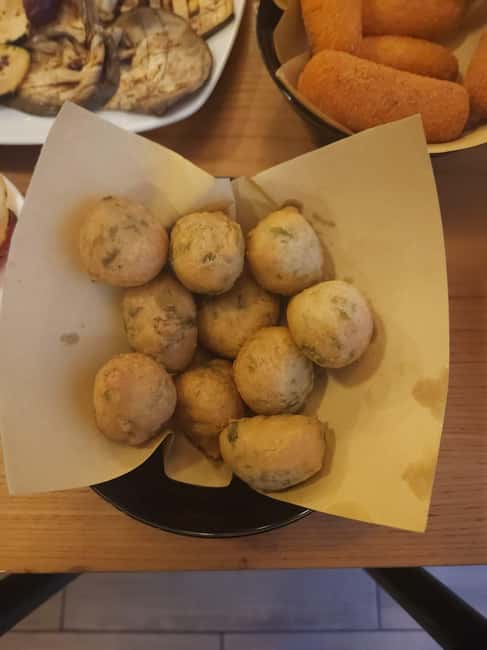 Salento Tasting: Local Bites, Wine & Traditional Flavors - Building Your Own Bruschetta with Fresh Local Ingredients