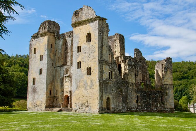 Salisbury Tour App, Hidden Gems Game and Big Britain Quiz (1 Day Pass) UK - How the Salisbury Self-Guided Tour Works