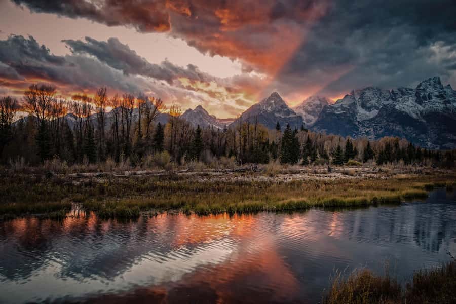 Salt Lake City: 3-Day Yellowstone & Grand Teton Essence Tour - Starting from Salt Lake City with a Mix of City and Nature