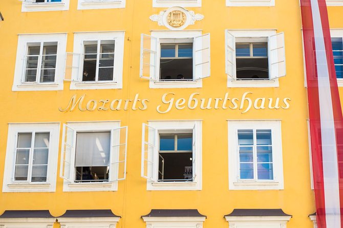 Salzburg Highlight Tour with Fortress Hohensalzburg - Inside Salzburg Cathedral: Art, Frescos, and Mozart’s Baptismal Site