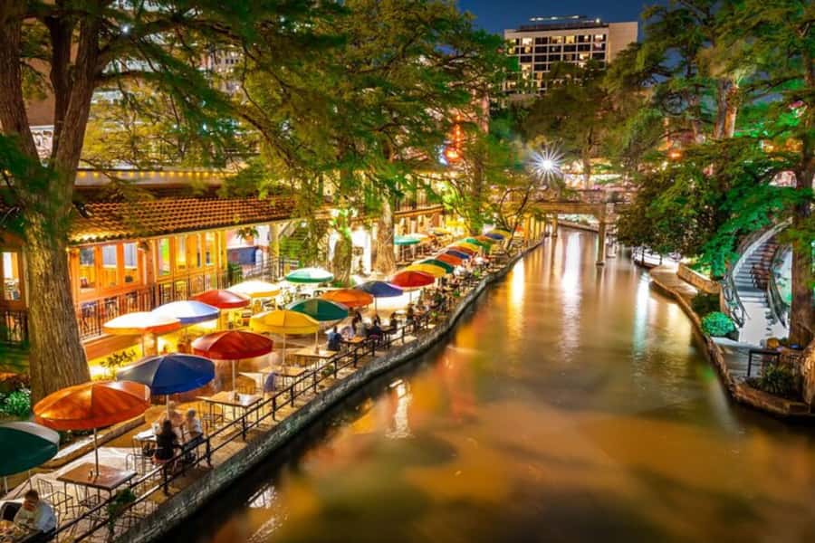 San Antonio: Private custom tour with a local guide - Exploring San Antonio’s Main Tourist Sights