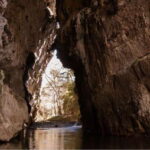 San Cristobal: Arcotete, Rancho Nuevo Caves Day Trip - Exploring El Arcotete: Limestone Formations and Legend