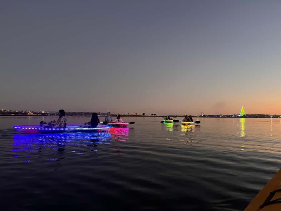 San Diego: Glass Kayak Tour - The Starting Point at Crown Point Park