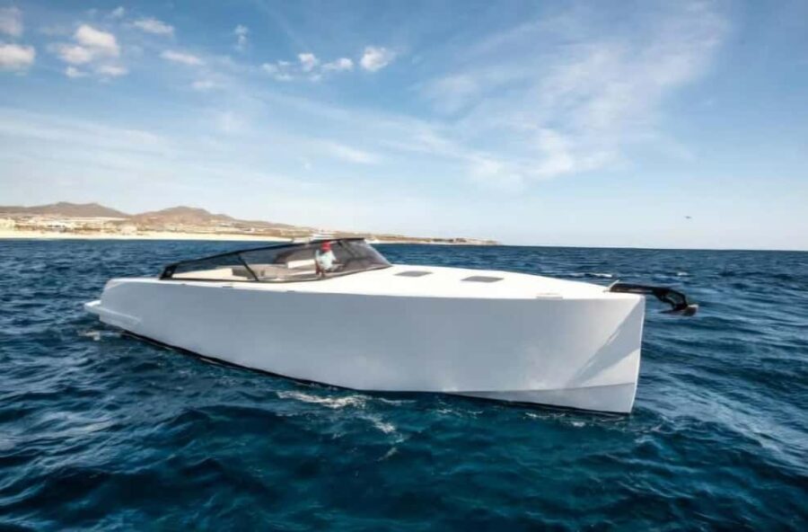 San José del Cabo: Luxury Yacht Experience - Exploring the Scenic Coastal Route: Tourist Corridor, Palmilla Bay, and Chileno Bay