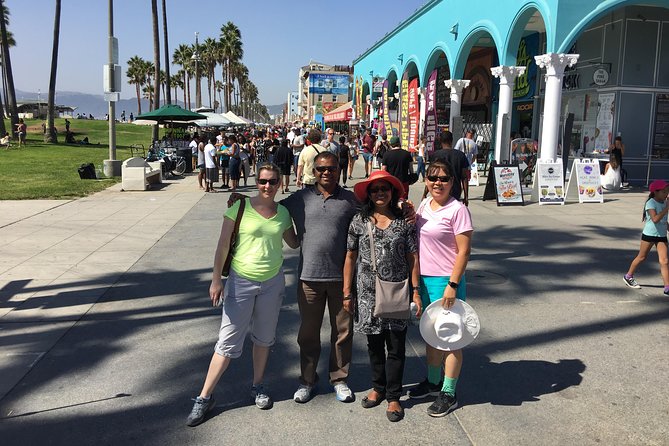 Santa Monica and Venice Beach Tour from Los Angeles - Venice Beach Boardwalk and Its Eccentric Vibe
